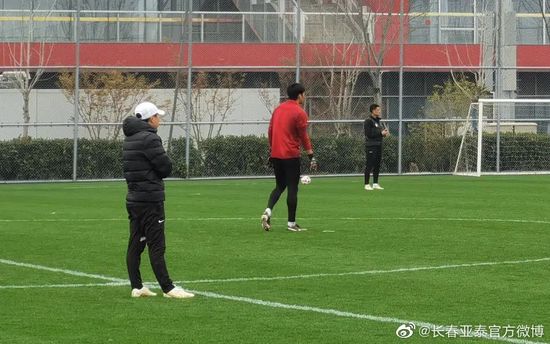 马岚的脸色立刻变得无比难看。